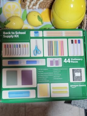 Amazon Basics Back to School Supply Kit